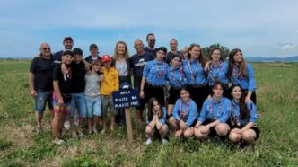 Volontari Di Plastic Free E Ra