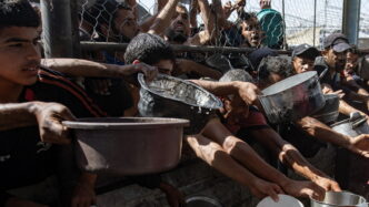 14 Morti In Un Bombardamento I