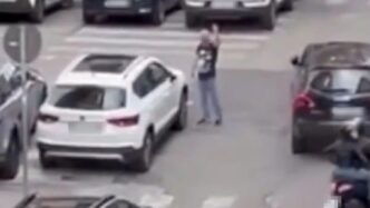 A Napoli Arrestato Parcheggiat