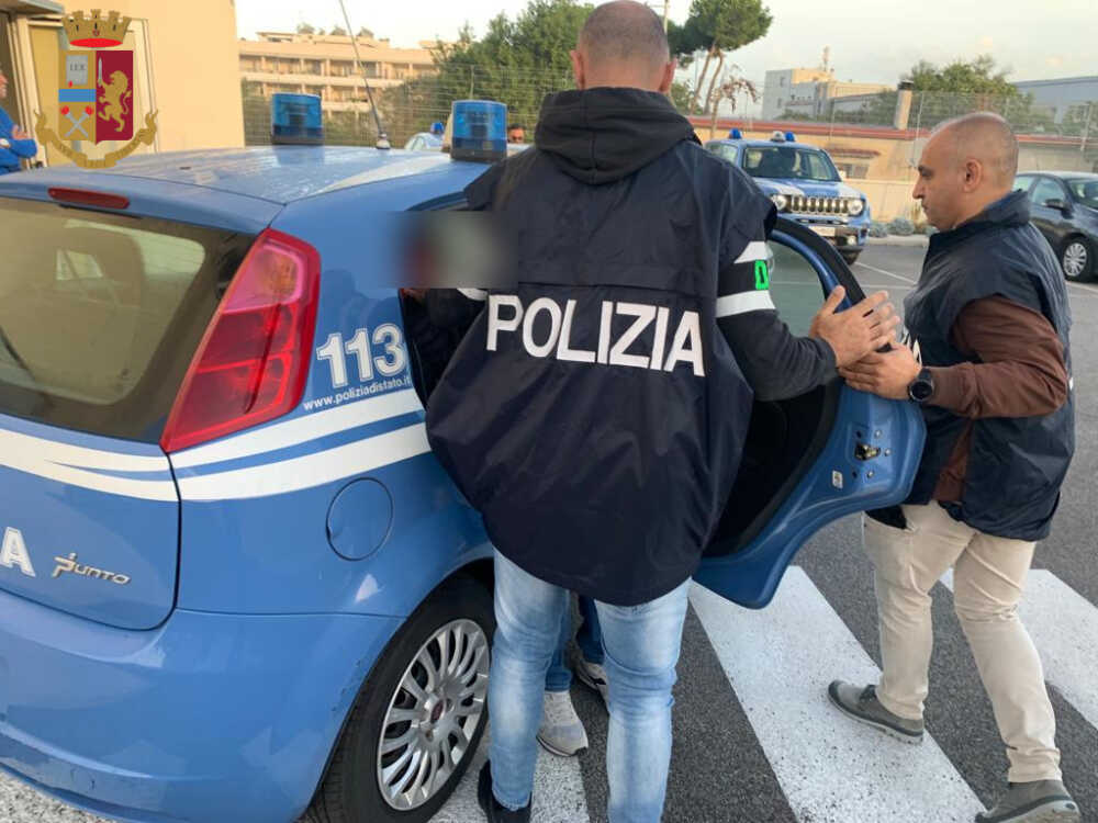 A Roma La Polizia Smantella Tr