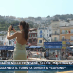 A Marina Grande A Capri Cresce Il Malcontento Per Le Continue Pressioni Sui Turisti Da Parte Di Barche E Locali