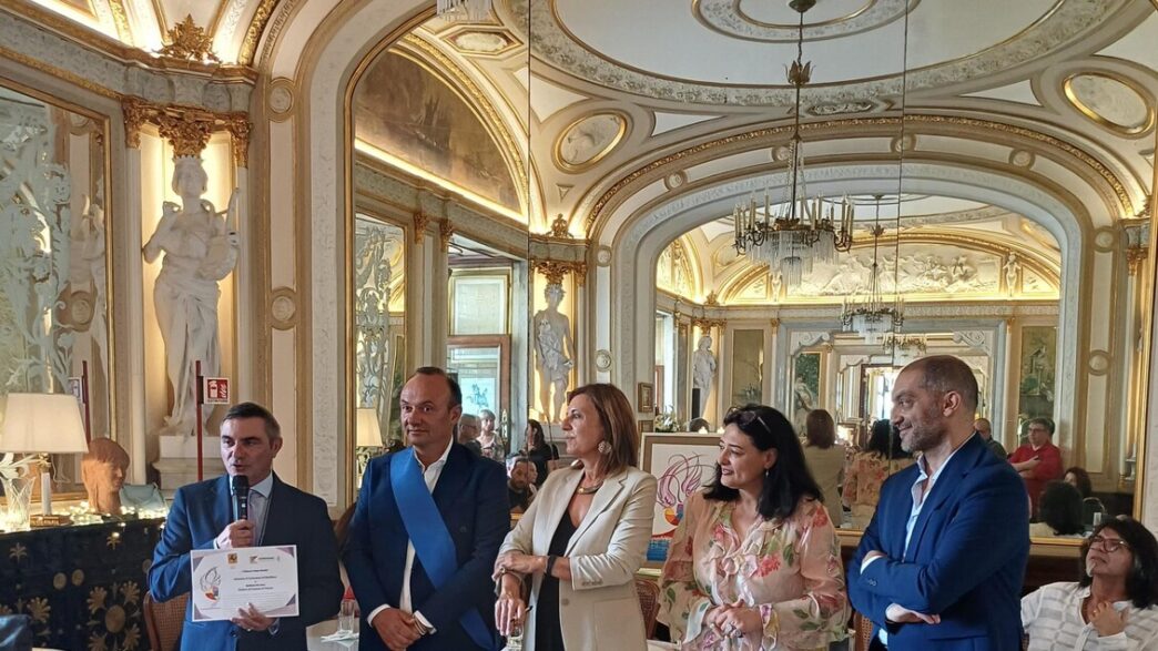 A Napoli Nasce Il Premio Papa
