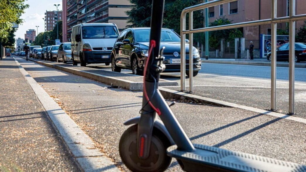 A Roma Un 17Enne Muore Dopo Es