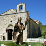 A San Pietro Della Ienca Nasce Il Giardino Letterario Tra Paesaggio, Cultura E Spiritualità Ai Piedi Del Gran Sasso