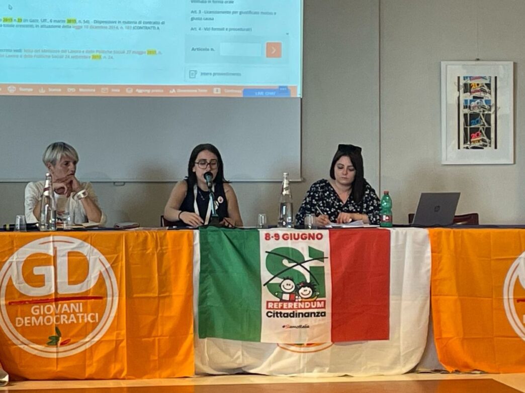 Abruzzo2C Giovani E Futuro3A I R