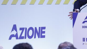 Adesione Anticipata Di Esponen
