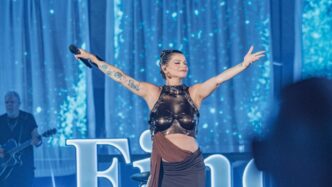 Alessandra Amoroso Abbraccia L