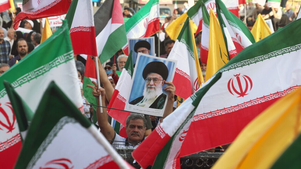 Ali Khamenei Celebra La Vittor