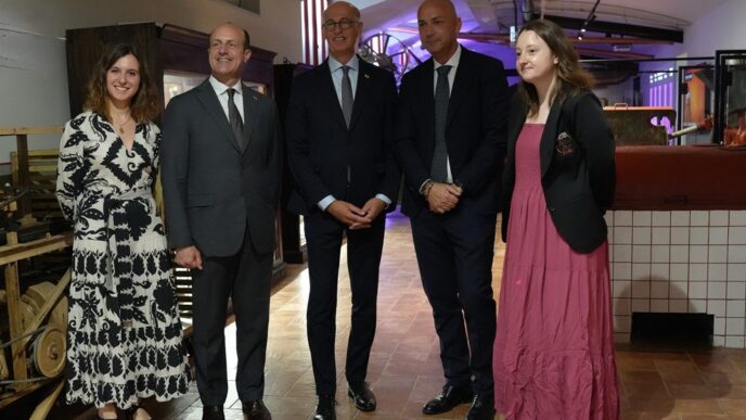 Ambasciatore Del Belgio Visita