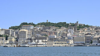 Ancona Lancia Un City Brand Pe
