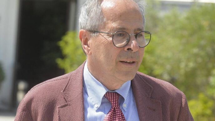 Andrea Crisanti Racconta Le28099Est