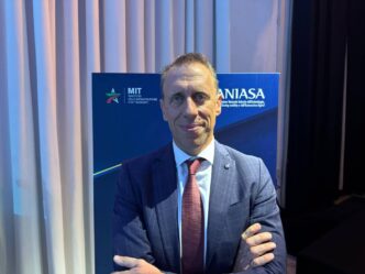 Aniasa3A Mercato Del Noleggio A