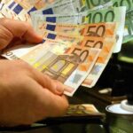 Anziano Arrestato A Napoli Con 80Mila Euro In Banconote False Sequestrate Dalla Polizia