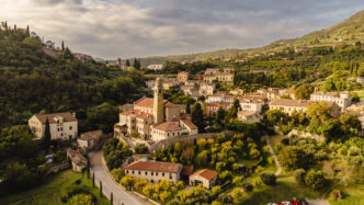 Arquc3A0 Petrarca Lancia Un Progr