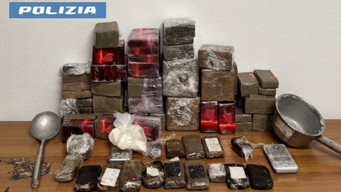 Arrestato 46Enne A Napoli Per