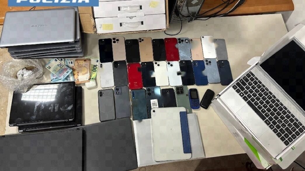 Arrestato A Napoli Un 24Enne D