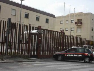 Arrestato Ad Aprilia Per Viole