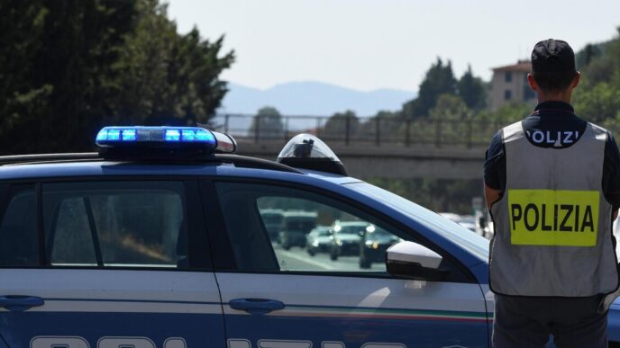 Arrestato Sulla A1 Un Uomo Ric
