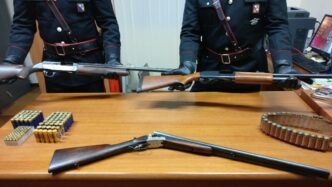 Arsenale Con Armi Da Guerra E
