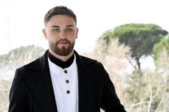 Artem Di Mare Fuori Parla Dell