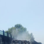 Autobus In Fiamme Sulla A14 Tra Pesaro E Cattolica: Nessun Passeggero A Bordo, Autista Salvo