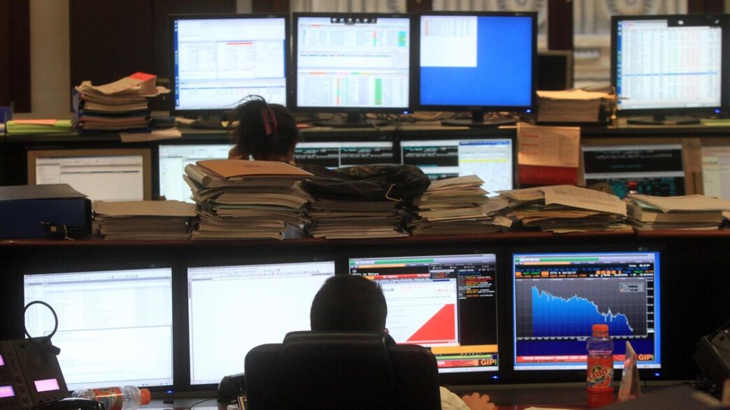 Borse Europee Frenano Per Le T