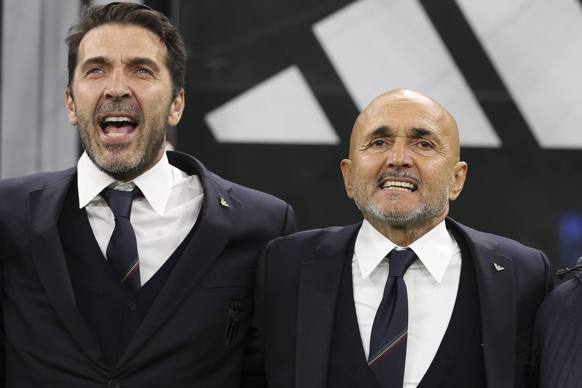 Buffon Ringrazia Luciano Spall