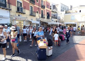 Capri Vieta Volantini E Promoz