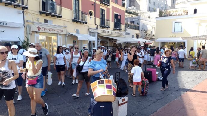 Capri Vieta Volantini E Promoz