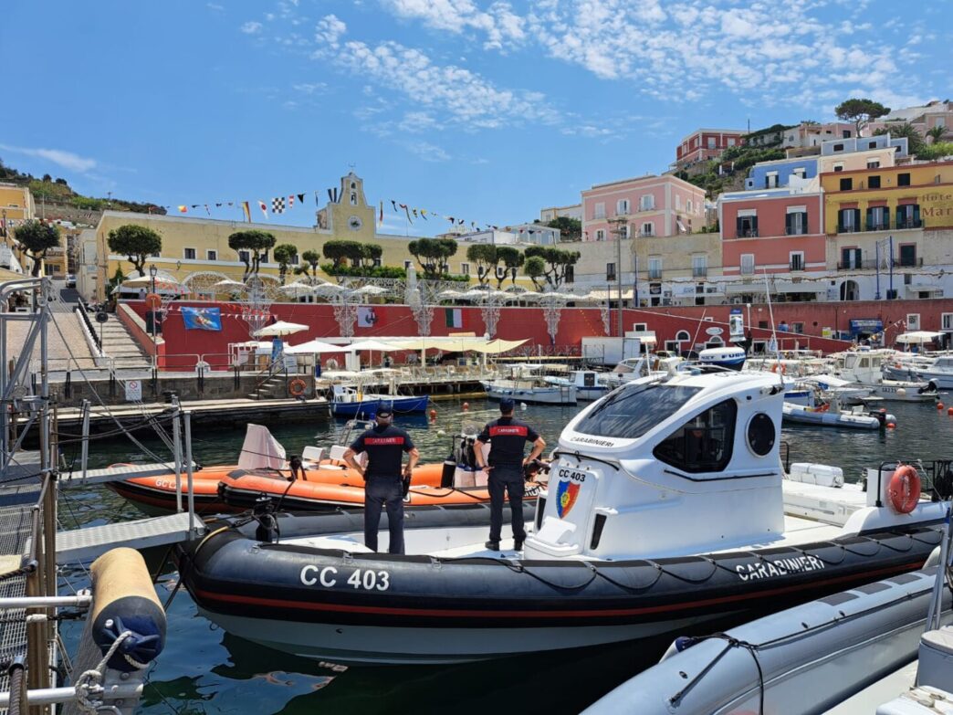 Carabinieri Rinforzano Control