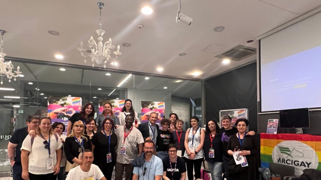 Carrefour Italia E Arcigay L27A