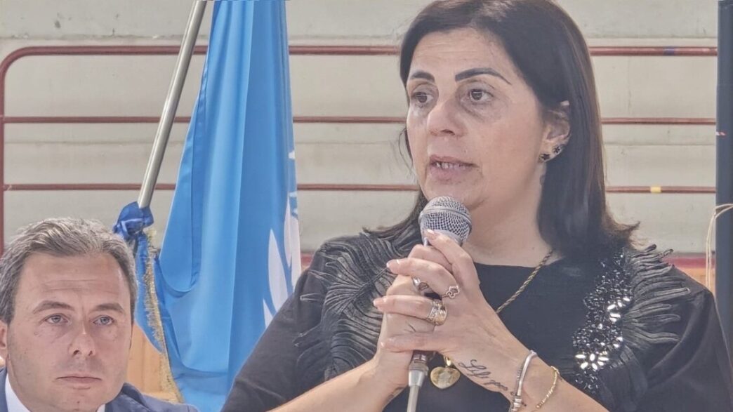 Casoria Si Stringe Intorno Al