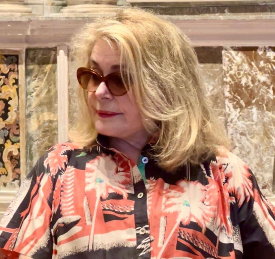 Catherine Deneuve Ospite Al Ta