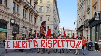 Centinaio Di Tifosi Della Trie