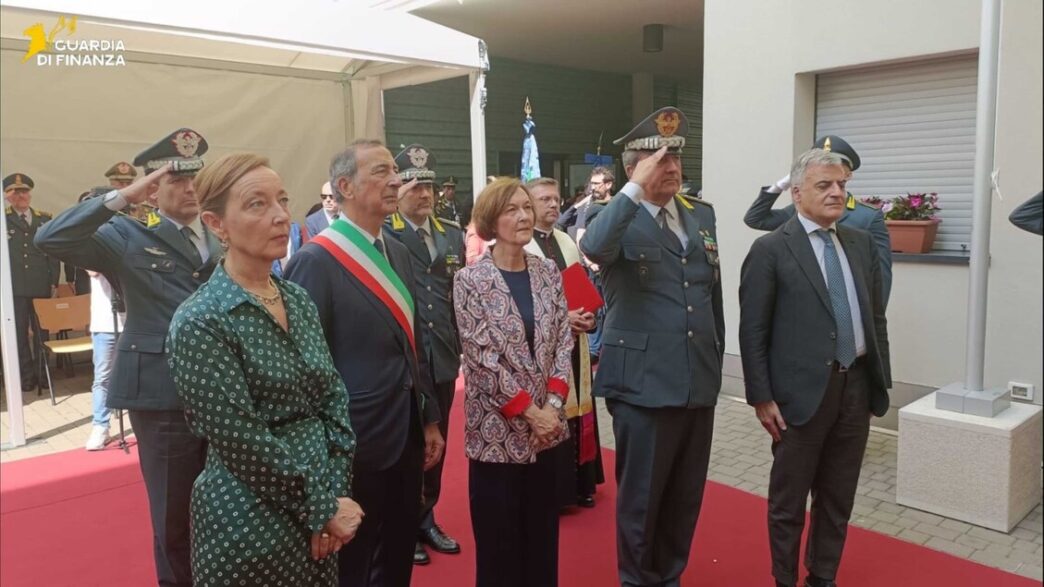 Cerimonia A Milano Per Intitol