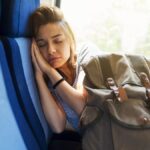 Come Dormire Bene In Viaggio: Consigli Pratici Per Riposare Su Treni E Autobus