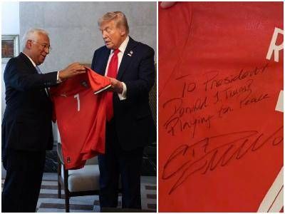 Cr7 Regala Una Maglia Con Dedi
