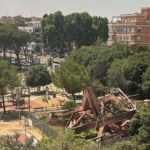 Crolla Struttura In Legno Di Via Nedo Nadi Vicino Al Palazzetto Dello Sport A Roma