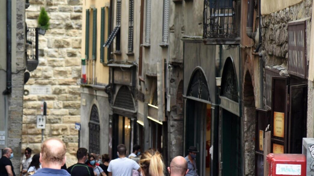 Divieto Di Bazar E Fast Food A