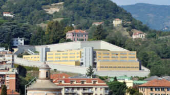 Due Detenute Evadono Durante P