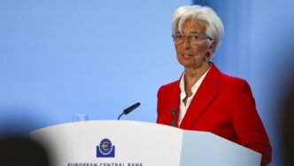 Euro Globale2C Lagarde Chiama L