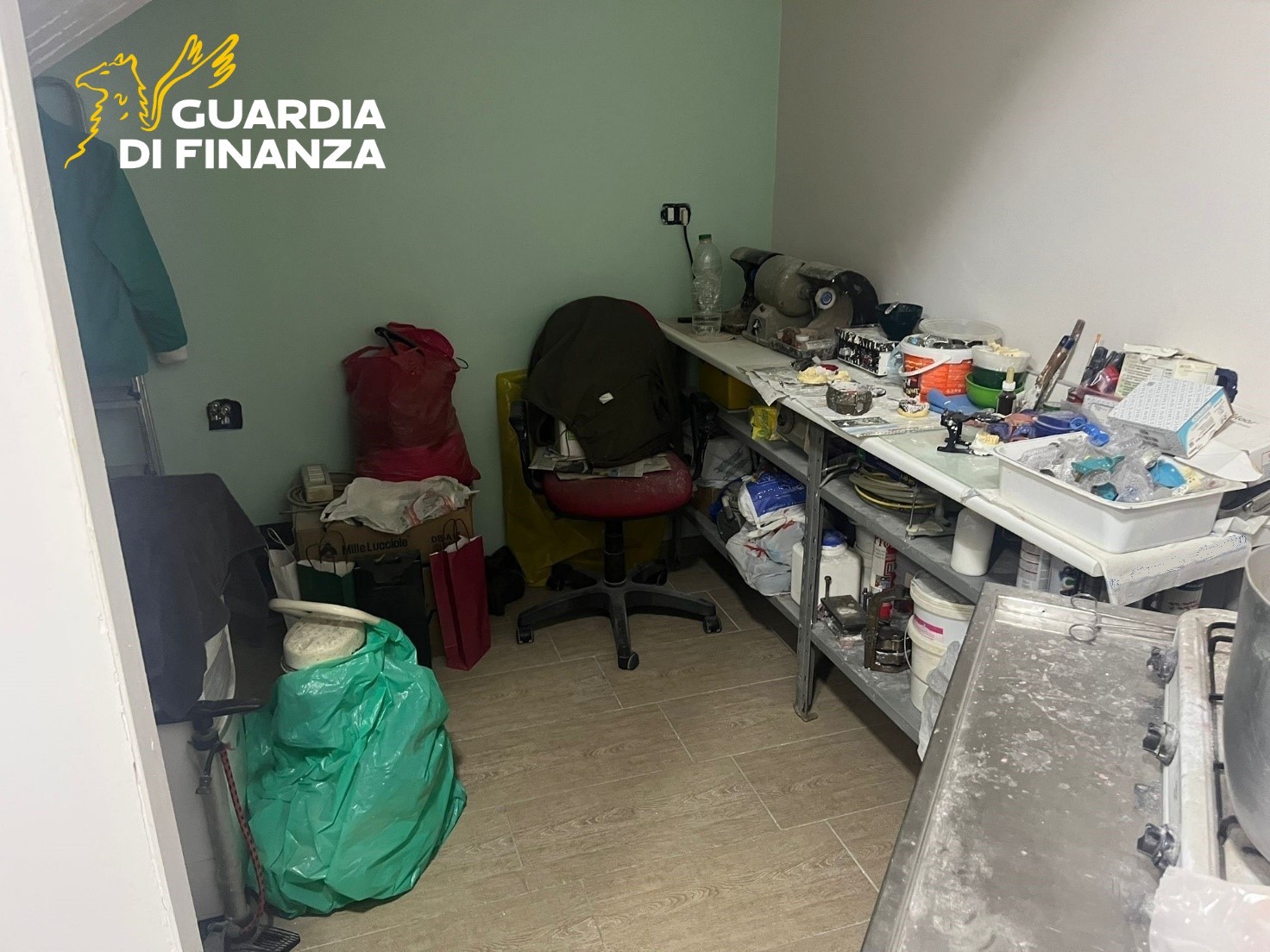 Falso Dentista Scoperto Ad Ave