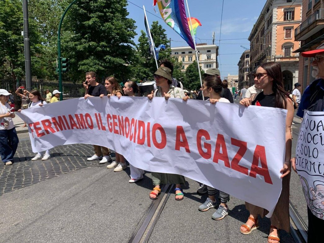 Fermiamo Il Massacro A Roma2C M