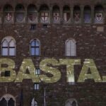 Fiorenza Illumina Palazzo Vecchio E Museo Novecento Con La Scritta Basta Contro La Tragedia Di Gaza