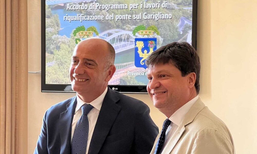 Firmato Le28099Accordo Per Il Ponte