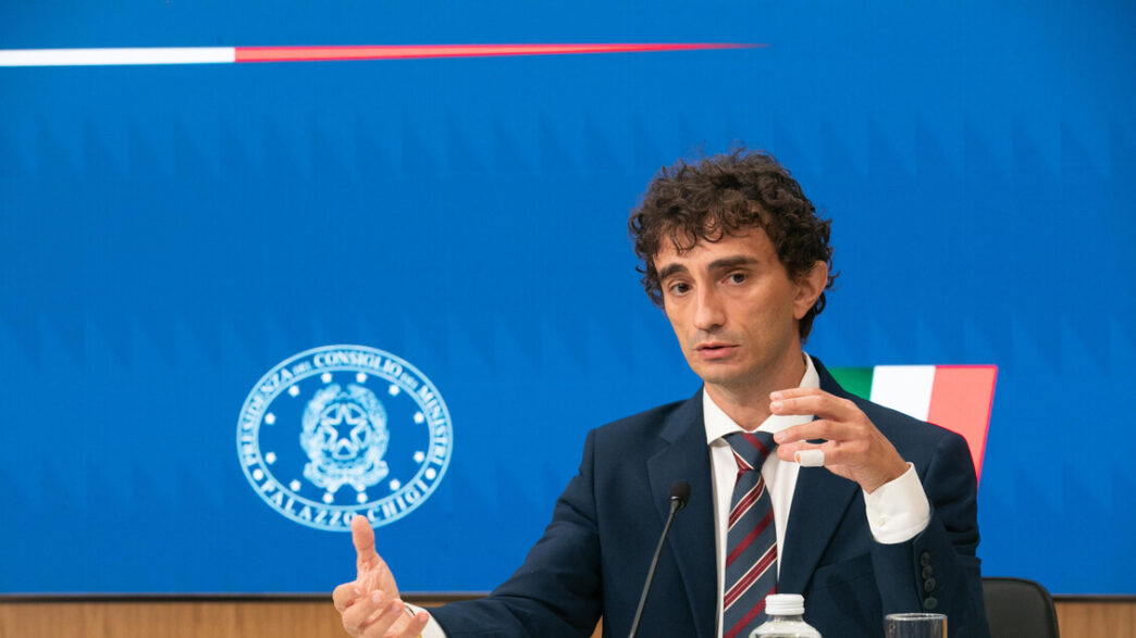 Fratoianni E Bignami Chiedono