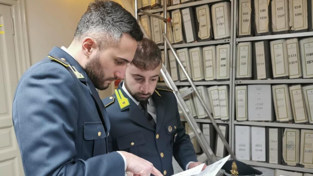 Frodi Fiscali E Evasione Nel V
