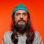 Gino Fastidio Torna Con Trockstar, Un Album Tra Punk Rock, Synth E Comicità Surreale