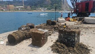 Il Mare Di Nisida Liberato Da