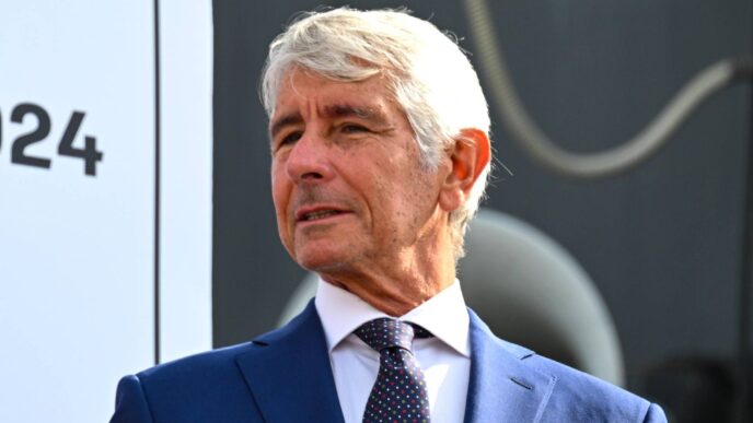 Il Ministro Abodi Commenta Le28099E